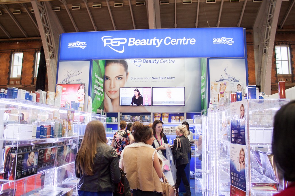 Professional Beauty North, Manchester, 19-20 October 2014 image33